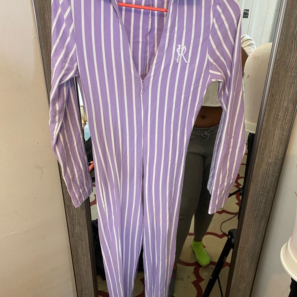 Gsuwoo Long sleeve striped jumpsuit Purple/White